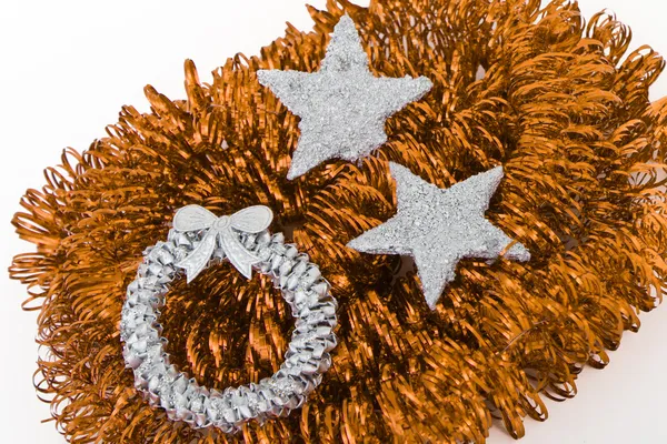 Різдвяна срібна прикраса з мішурою — стокове фото