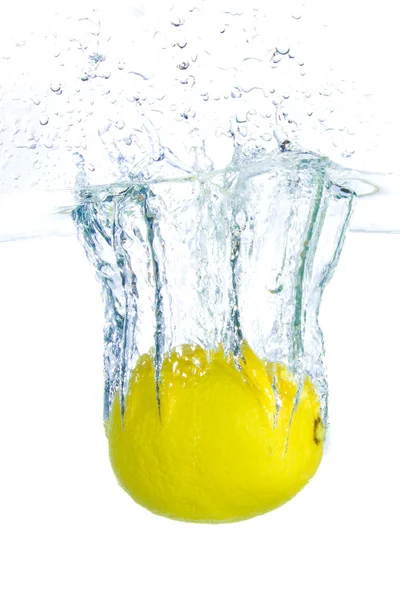 stock image Lemon in water