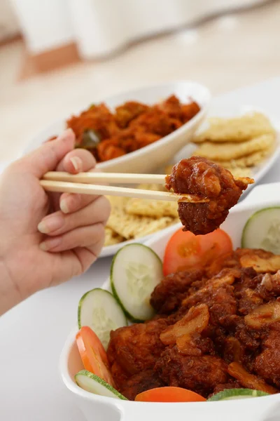 Chopsticks e carne — Fotografia de Stock
