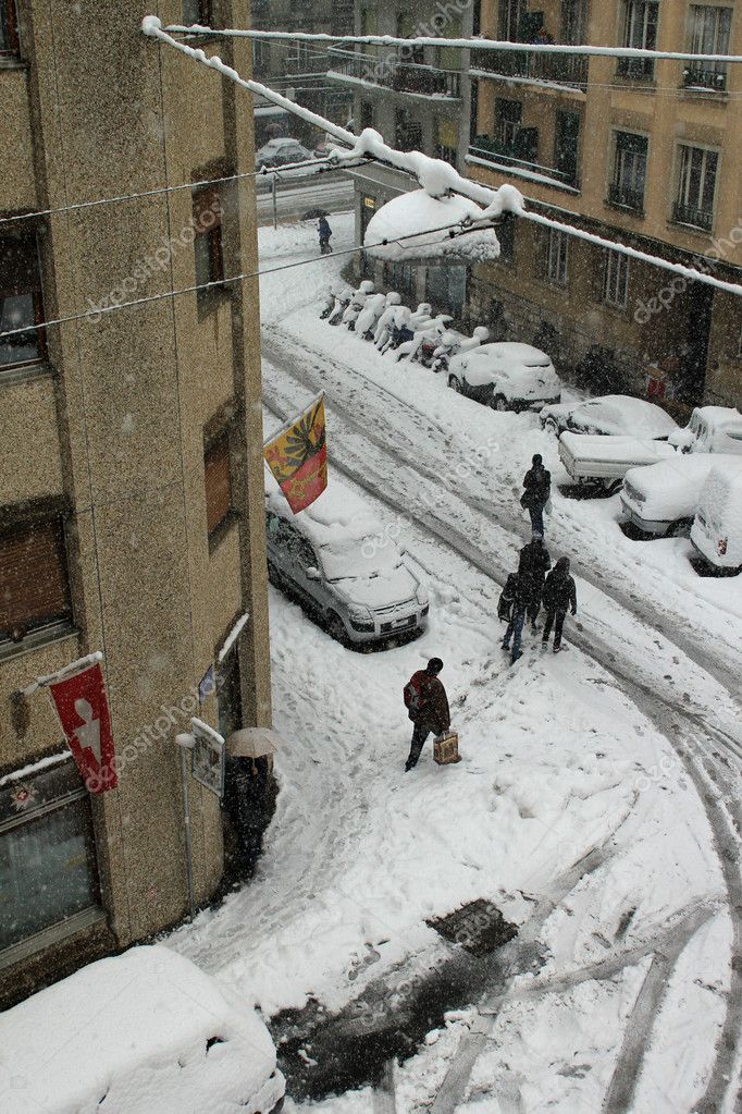 Street in winter, Geneva, Switzerland — Stock Photo © Elenarts 4564136