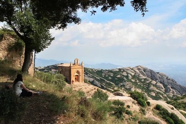 Ermitage solitaire dans la montagne de Montserrat — Photo
