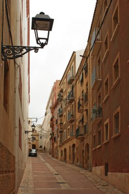 Tarragona Ortaçağ Caddesi