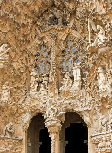 Кафедральний храм Святого Сімейства скульптури — стокове фото