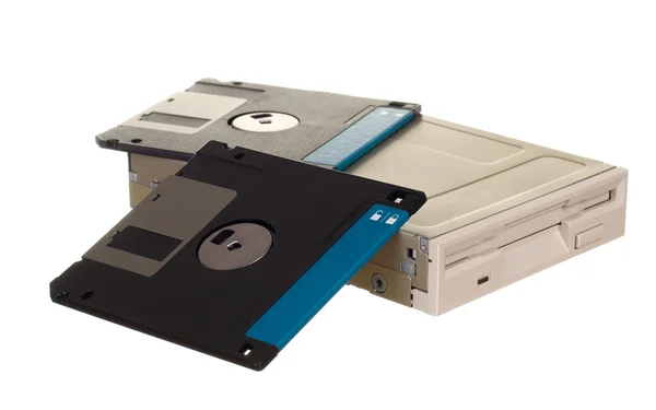 Diskettestation Met Diskettes Geïsoleerd Wit — Stockfoto
