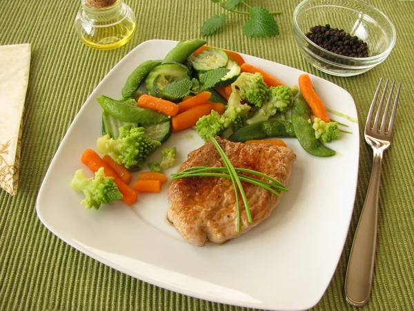 Steamed vegetable with pork cutlet — Stock Photo, Image