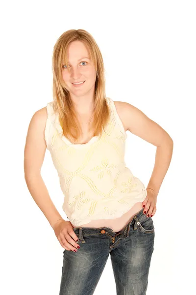 年轻女子在衬衫和开放的牛仔裤 — 图库照片