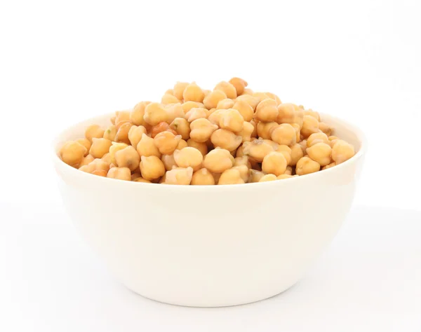 白いボウル詳細にひよこ豆を調理 — ストック写真