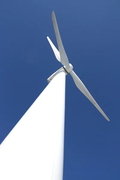Windmill against blue sky — Stock Photo, Image