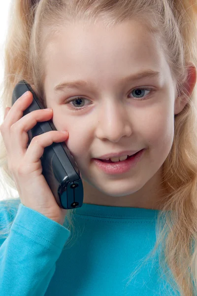 Ung flicka på telefon — Stockfoto