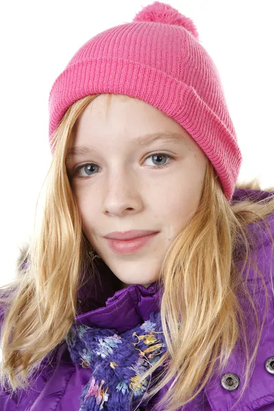Νεαρό κορίτσι σε ρούχα το χειμώνα — Φωτογραφία Αρχείου