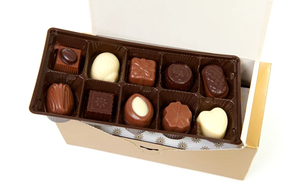 Bonbons au chocolat en boîte — Photo