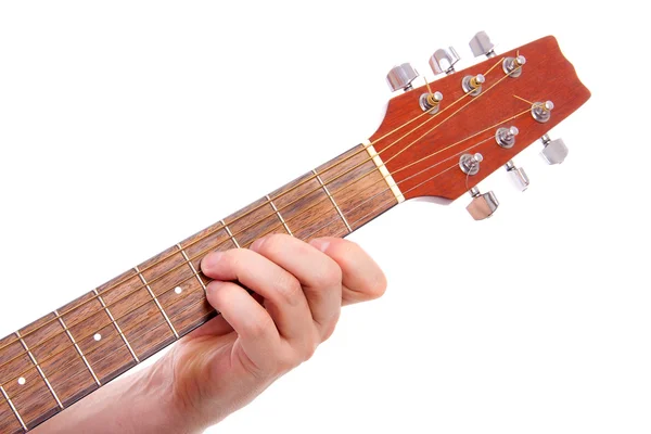 手は白い背景の上にクローズ アップでギターを演奏です — ストック写真