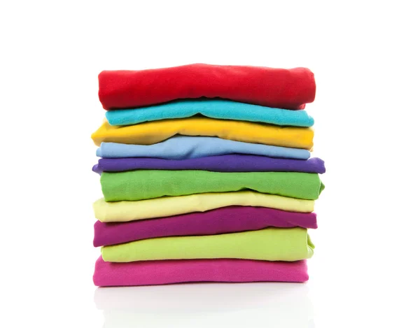 Stapel van kleurrijke kleding — Stockfoto