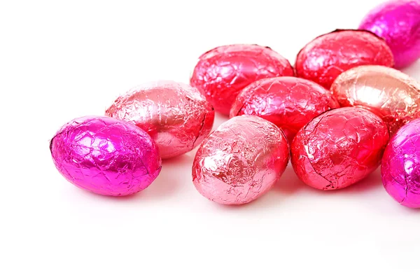 Куча розовых пасхальных яиц — стоковое фото