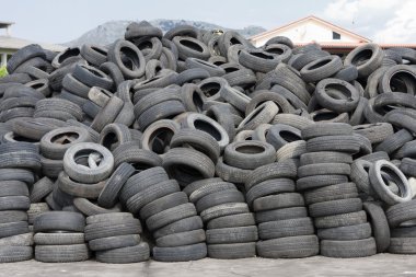 Used tires clipart