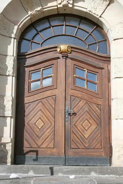 Alte Tascar r vecchia porta — Foto Stock