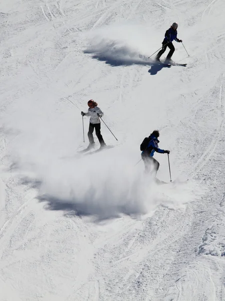Esquiadores — Foto de Stock