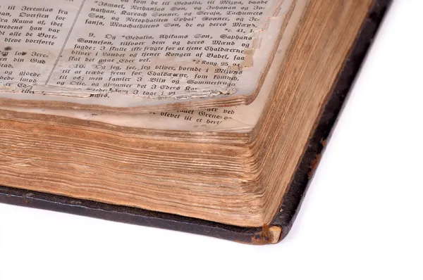 Alte Bibel öffnen Version 6. — Stockfoto