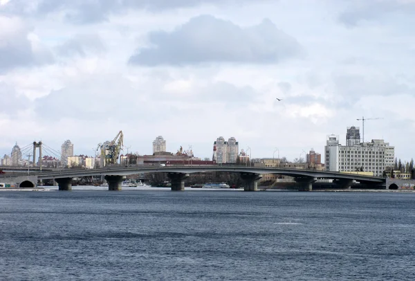 Ponte sobre Dnieper — Fotografia de Stock