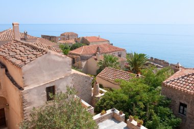 Şehir merkezindeki monemvasia