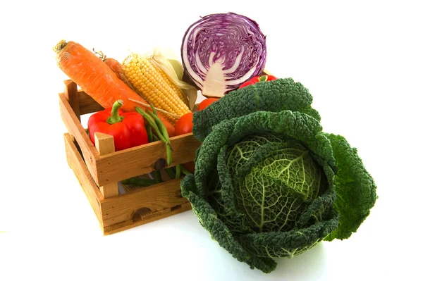 Houten kist groenten — Stockfoto