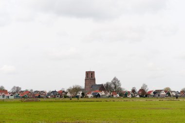 gökyüzü hattı tipik küçük Hollandalı köy ransdorp