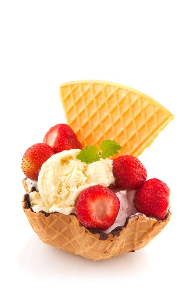 Crème Glacée Aux Fraises Aux Fruits Frais Été — Photo