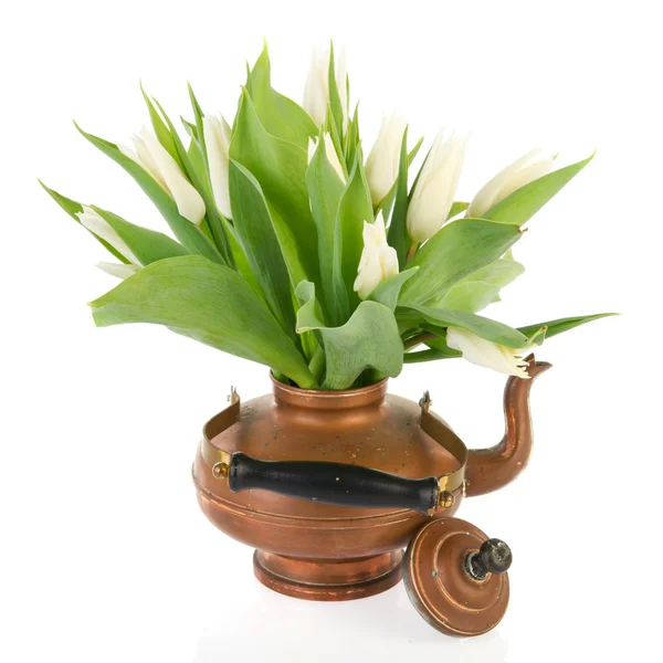 Copper cattle with tulips — Stock Photo, Image