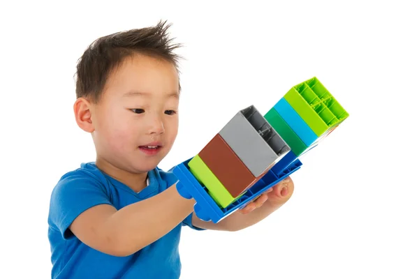 Čínský chlapec hraje — Stock fotografie