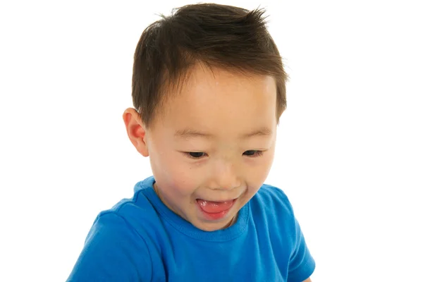 Китайский мальчик веселится — стоковое фото