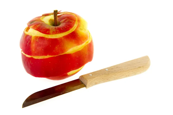 Schälen Eines Apfels Isoliert Über Weißem Hintergrund — Stockfoto