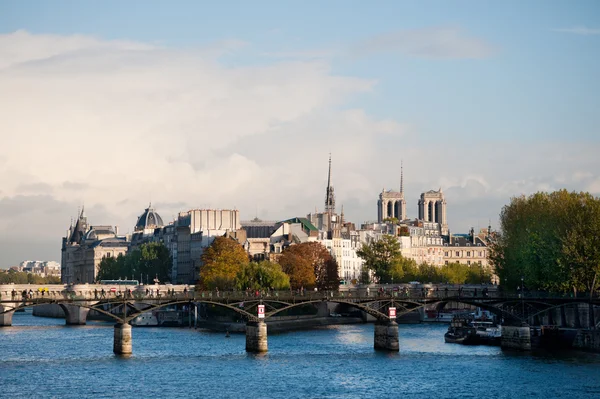 Rio Sena em Paris — Fotografia de Stock