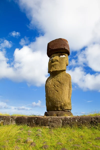 Moai na wyspie Wielkanocnej — Zdjęcie stockowe