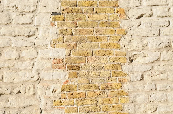 Old yellow brick wall — Stock Photo, Image