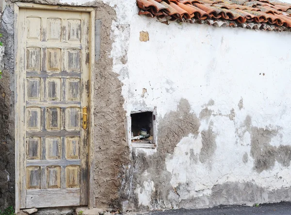Старая дверь, Тенерифе — стоковое фото
