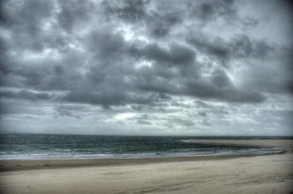Deszcz na plaży hdr — Zdjęcie stockowe