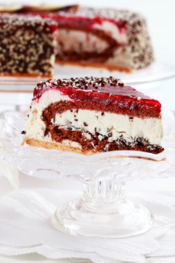 Stracciatella doğum günü pastası