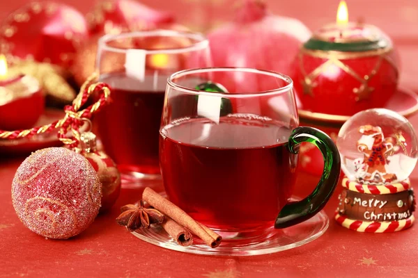 Horký nápoj pro zimní a vánoční — Stock fotografie
