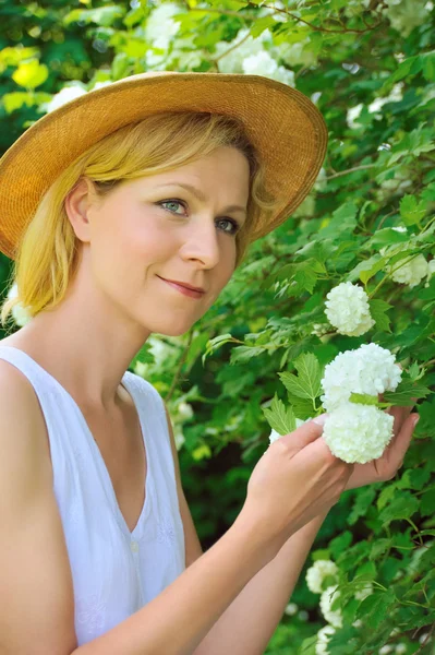 Young Woman Gardening Taking Care Snowball — Stock Photo, Image