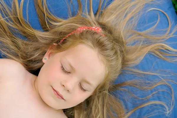 Little Girl Sunbathing Laying Mattress — Stock Photo, Image