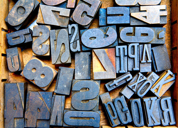 Many old woodent fonts in wooden case, many letters