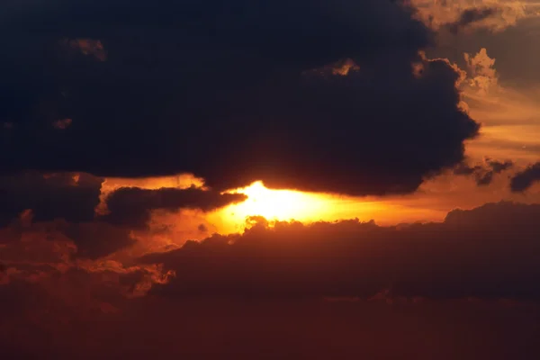 Moln vid solnedgången — Stockfoto