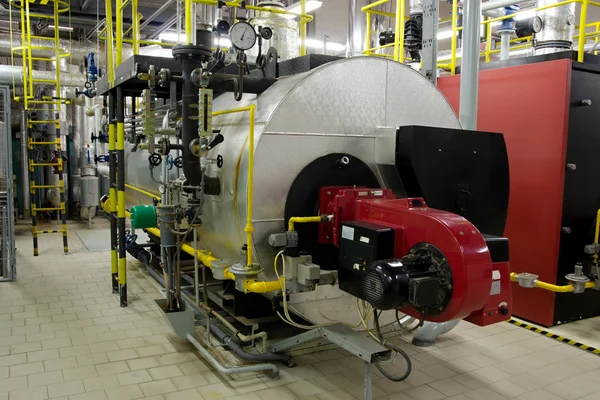 燃气锅炉室的燃气锅炉 用于蒸汽生产 — 图库照片