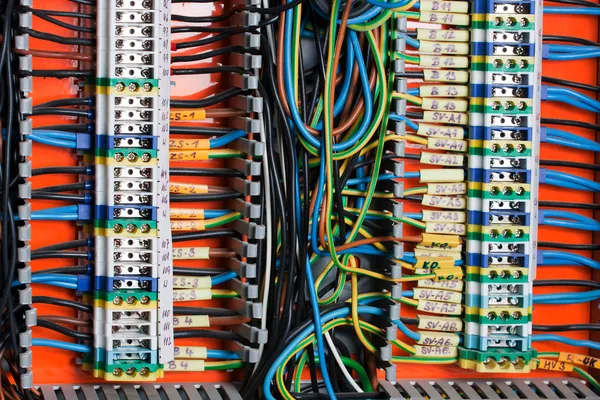 Провода и кабель — стоковое фото