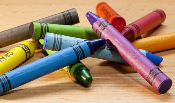 Crayons couchés dans le chaos — Photo