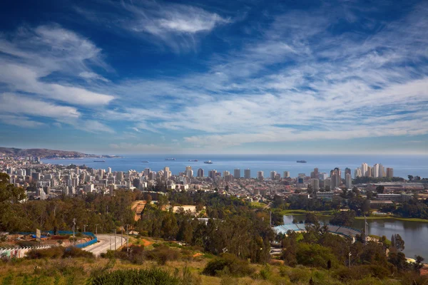 Uitzicht op vina del mar en Valparaíso (Valparaiso), Chili — Stockfoto