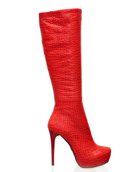 Rode stijlvolle women's laarzen geïsoleerd op wit — Stockfoto
