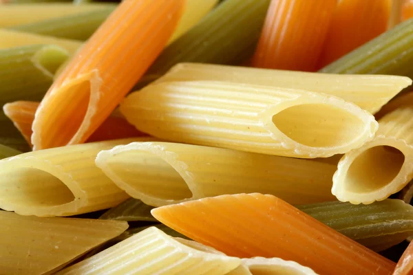 Penne rigate achtergrond — Stockfoto