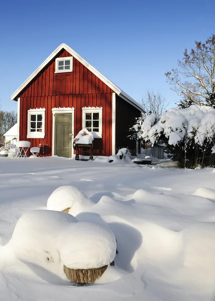 Maison de travail suédoise en saison hivernale — Photo