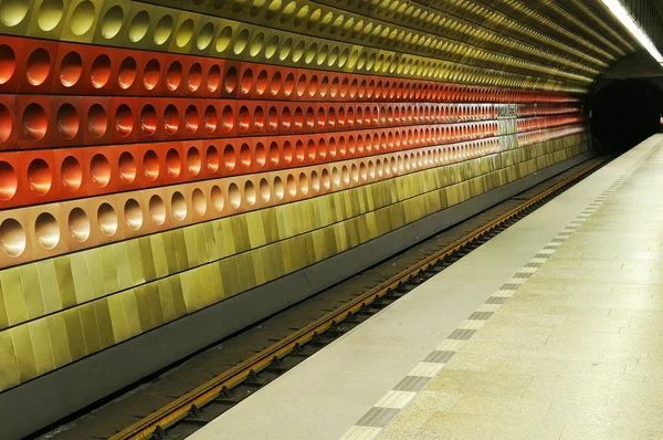 Metro train in motion — Stock Photo, Image